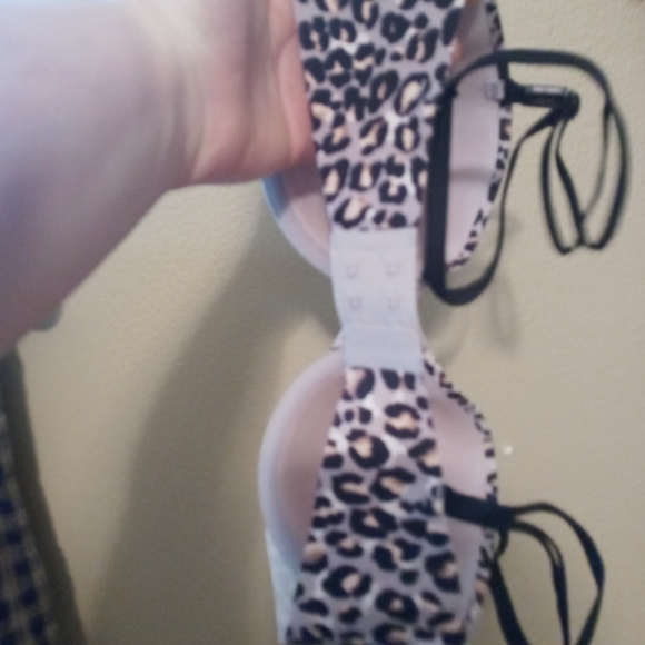 Victoria secret multi way 34c bra - Picture 2 of 4